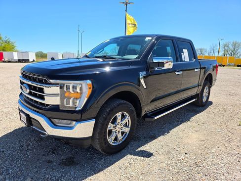 Used 2023 Ford F150 Lariat AWD/4WD image 3