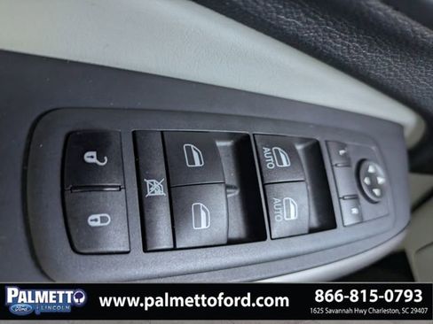 Used 2020 Jeep Cherokee Latitude Lux w/ Quick Order Package 26H Lux FWD image 24