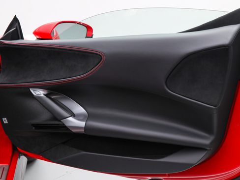 Certified 2025 Ferrari SF90 Spider AWD/4WD image 27