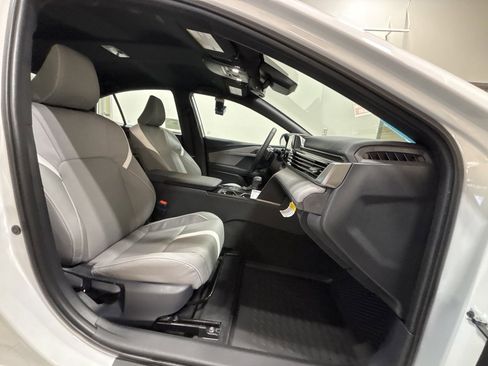 New 2026 Toyota Camry SE image 19