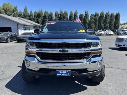 Used 2017 Chevrolet Silverado 1500 LT w/ LT Fleet Convenience Package RWD image 2