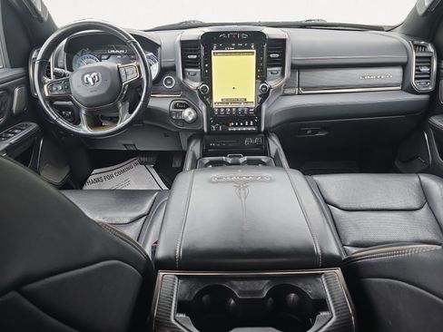 Used 2019 RAM 1500 Limited AWD/4WD image 3