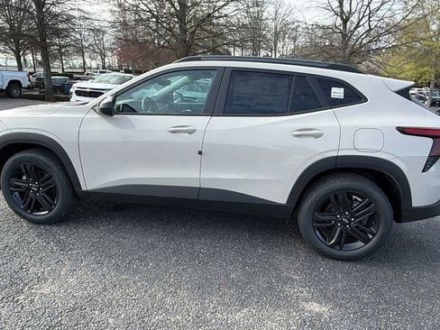 New 2026 Chevrolet Trax ACTIV w/ Driver Confidence Package image 8