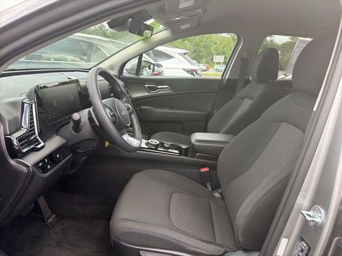 Used 2023 Kia Sportage LX AWD/4WD image 18