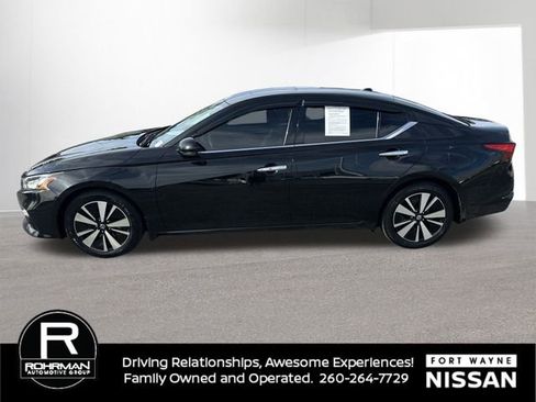 Used 2019 Nissan Altima 2.5 SV image 5