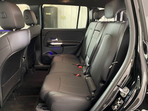 New 2025 Mercedes-Benz GLB 250 4MATIC image 13