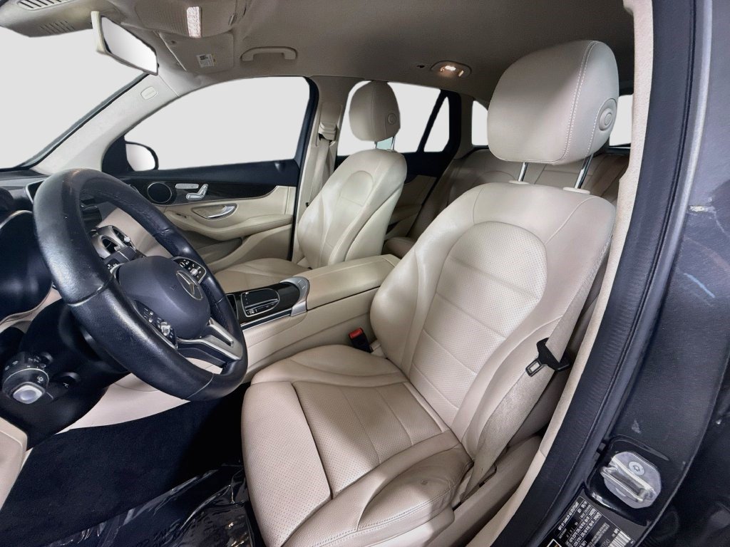 Used 2020 Mercedes-Benz GLC 300 image 20