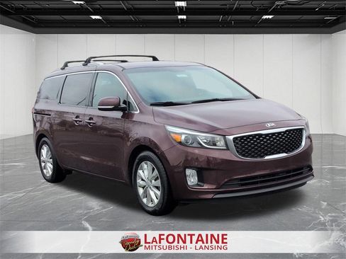 Used 2016 Kia Sedona EX image 7