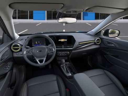 New 2026 Chevrolet Trax ACTIV w/ Driver Confidence Package FWD image 15