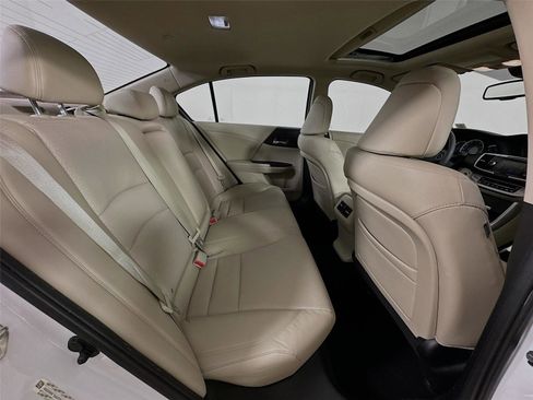 Used 2014 Honda Accord EX-L image 28