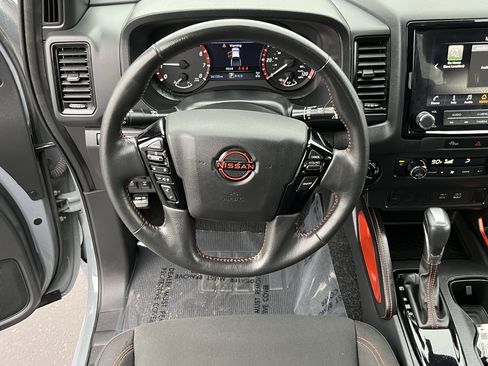 Used 2024 Nissan Frontier PRO-4X w/ Off-Road Protection Package image 12