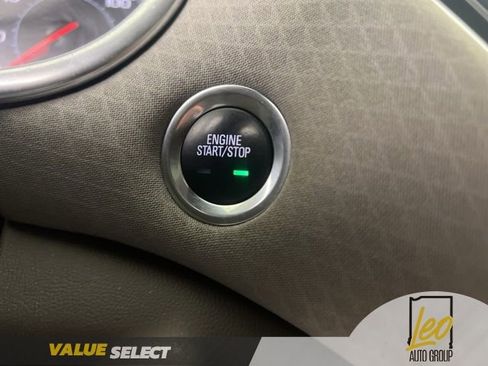 Used 2020 Chevrolet Malibu LT FWD image 21
