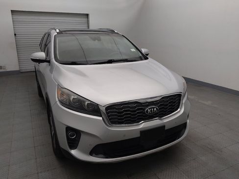 Used 2019 Kia Sorento EX w/ EX Touring Package image 14