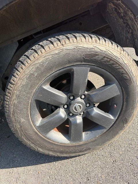 Used 2015 Nissan Titan SV w/ SV Value Truck Package AWD/4WD image 30