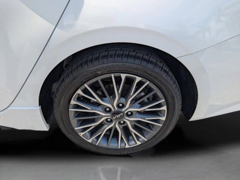 Used 2024 Kia Forte GT-Line FWD image 18