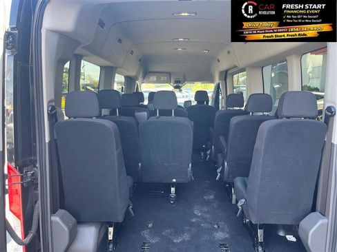 Used 2022 Ford Transit 350 XLT image 9
