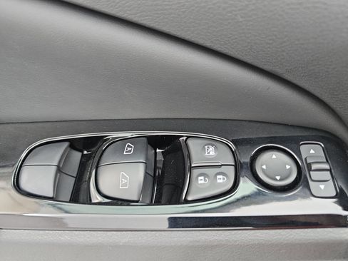 New 2025 Nissan Altima 2.5 SR w/ SR Premium Package image 27