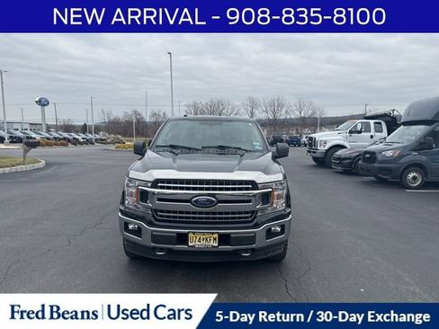 Used 2018 Ford F150 XLT w/ Equipment Group 302A Luxury image 2