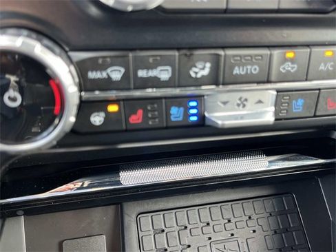 Used 2024 Ford F150 Lariat w/ Equipment Group 502A High image 36