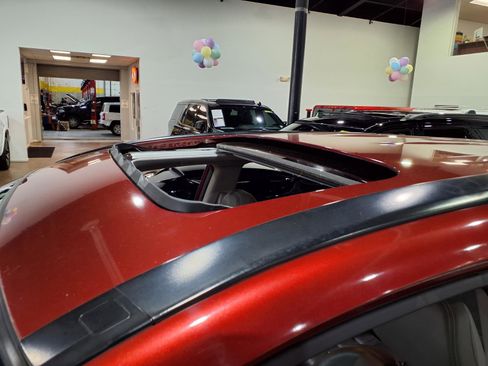 Used 2011 Honda CR-V EX-L image 16