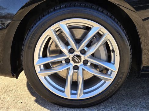 Used 2021 Audi A4 2.0T Premium w/ Convenience Package image 14