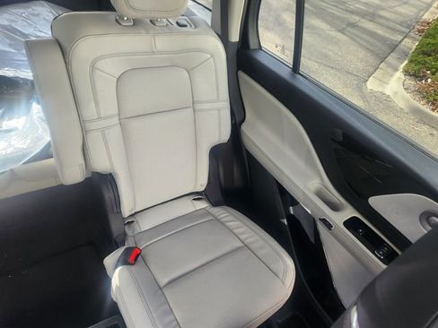 New 2026 Lincoln Aviator Reserve w/ Luxury Package image 15