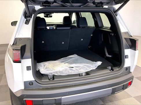 New 2026 Jeep Cherokee Limited AWD/4WD image 11