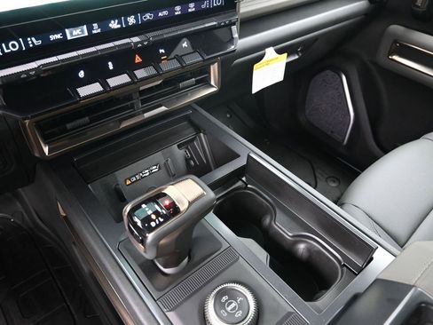 New 2025 GMC Hummer EV 3X AWD/4WD image 19