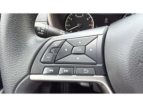Used 2023 Nissan Altima 2.5 SV AWD/4WD image 26