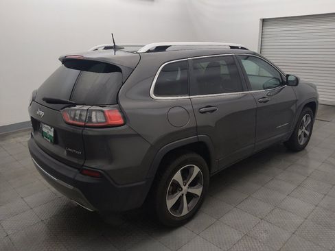 Used 2019 Jeep Cherokee Limited AWD/4WD image 9