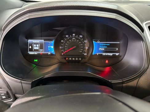 Certified 2022 Ford Edge ST w/ Equipment Group 401A image 36