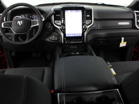 New 2026 RAM 2500 Big Horn AWD/4WD image 10