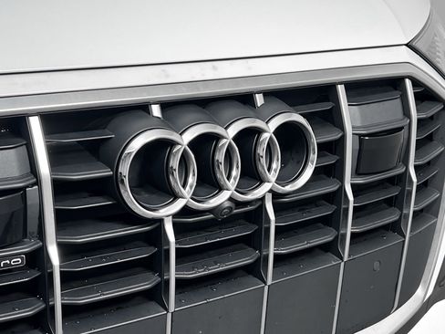 Used 2024 Audi Q7 2.0T Premium Plus image 11