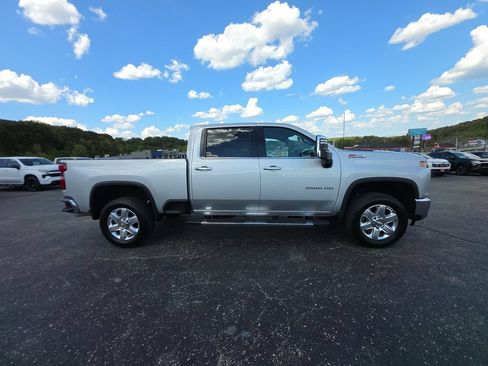 Used 2023 Chevrolet Silverado 3500 LTZ w/ LTZ Plus Package AWD/4WD image 10
