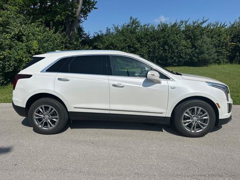 Used 2022 Cadillac XT5 Premium Luxury FWD image 12