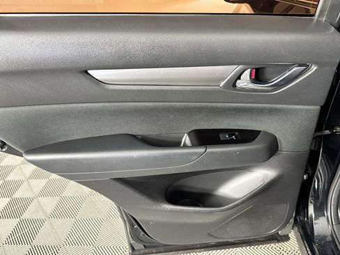 Used 2018 MAZDA CX-5 Sport image 25