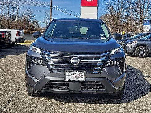 Certified 2025 Nissan Rogue S image 3