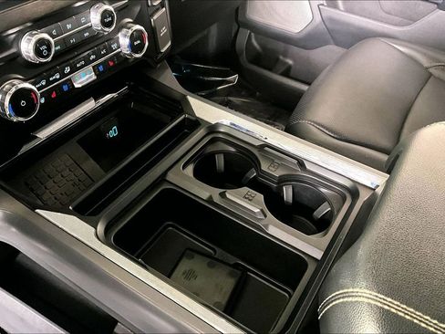 Used 2024 Ford F250 Lariat w/ Lariat Ultimate Package AWD/4WD image 17