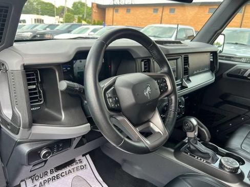 Certified 2023 Ford Bronco Big Bend w/ Sasquatch Package AWD/4WD image 7