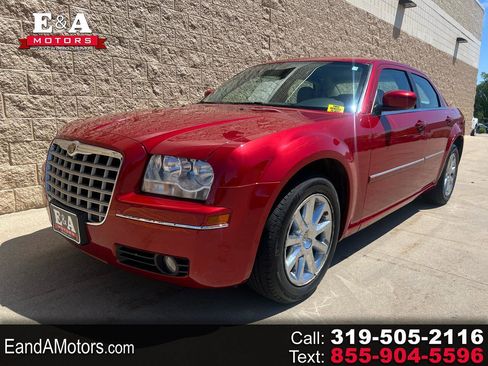 Used 2007 Chrysler 300 Touring L RWD image 1
