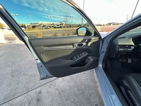 Used 2022 Honda Civic Sport image 10