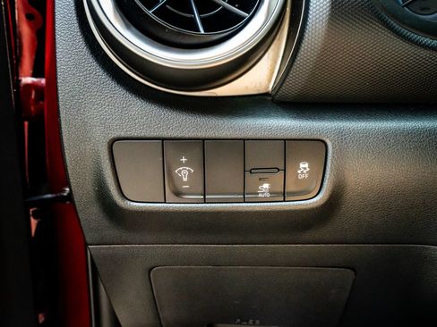 Used 2023 Hyundai Kona SEL FWD image 18