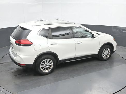 Used 2017 Nissan Rogue SV w/ SV Premium Package AWD/4WD image 23