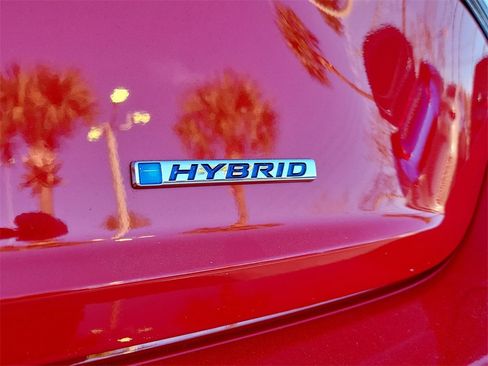 Certified 2025 Honda Civic Sport Touring image 10