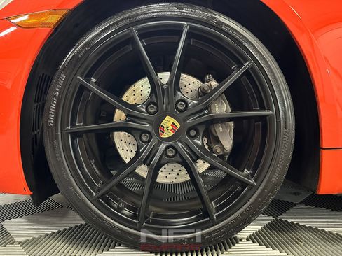 Used 2017 Porsche 718 Boxster Roadster 2D image 21