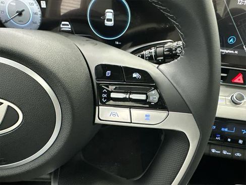 New 2026 Hyundai Elantra Limited image 26