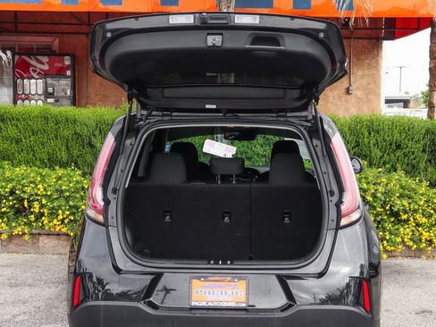 Used 2024 Kia Soul LX w/ Option Group 015 image 8