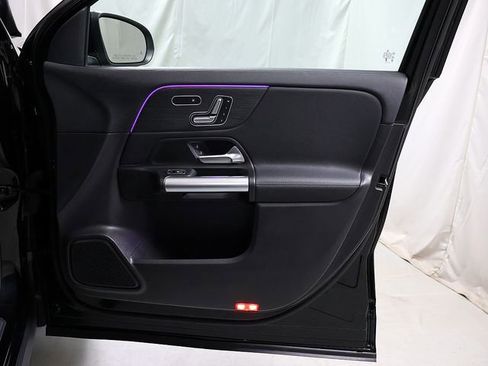 Certified 2023 Mercedes-Benz GLA 250 4MATIC image 33