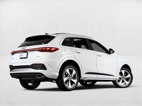 New 2025 Audi Q5 Premium Plus image 6