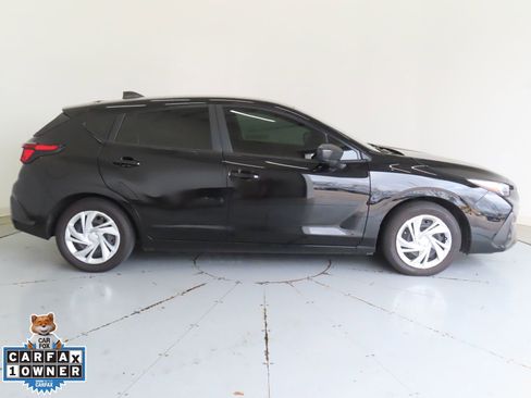 Used 2024 Subaru Impreza 2.0i image 2
